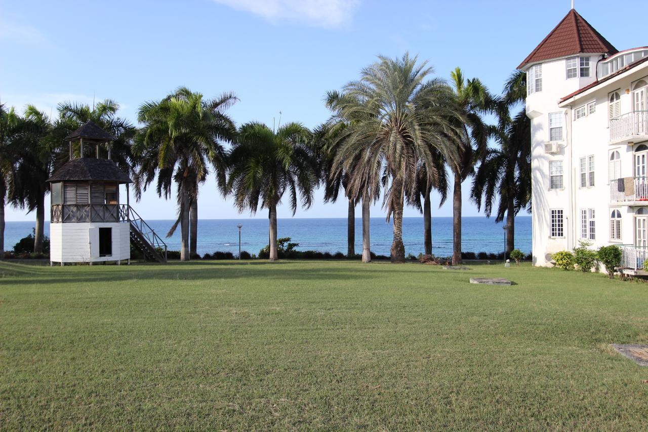 Aparthotel Seacastles By The Beach/Pool Montego Bay Zewnętrze zdjęcie